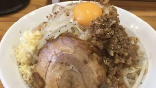【2026年最新版】大阪ミナミで食べる二郎系ラーメン完全ガイド｜心斎橋・難波・日本橋で“ガッツリ系”に挑戦するならここ！