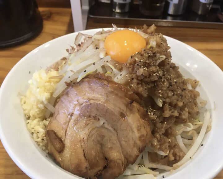 Menya Gaten Namba Shinsaibashi Main Store