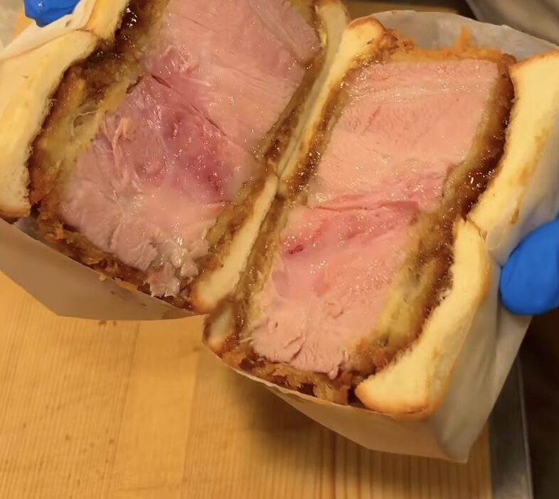 カツサンドに湯種製法の食パン